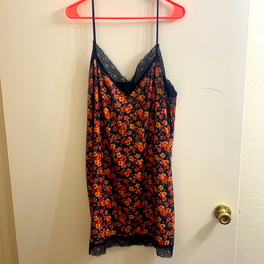 Top shop all over sequence dress, only worn onne